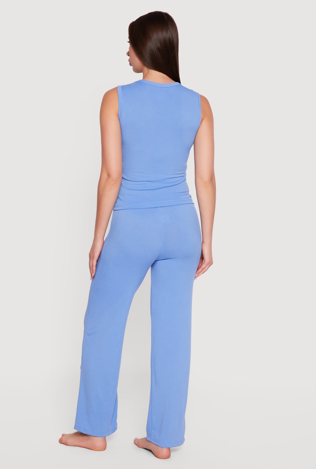 1154052315903105_002