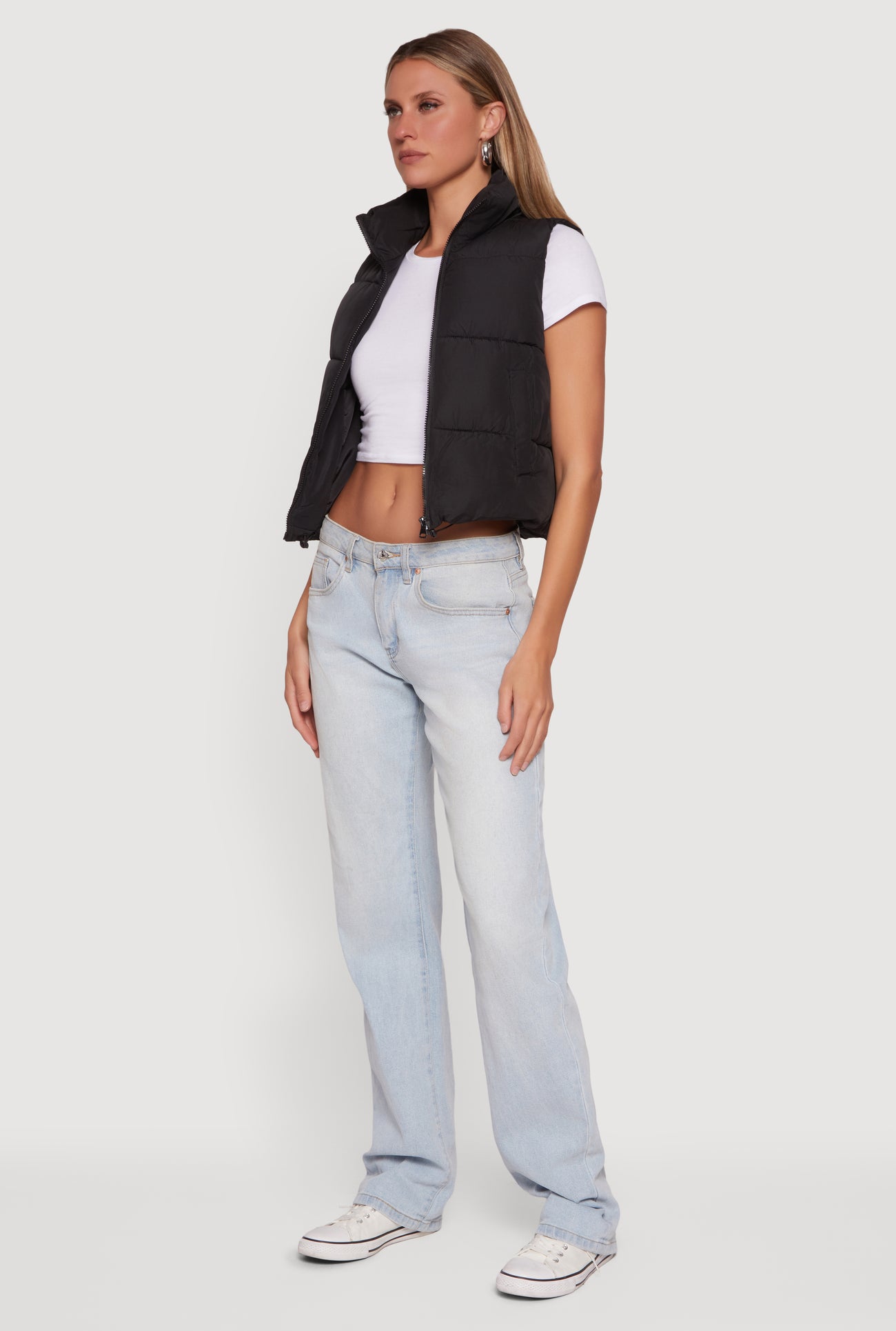 1414077136889001_003