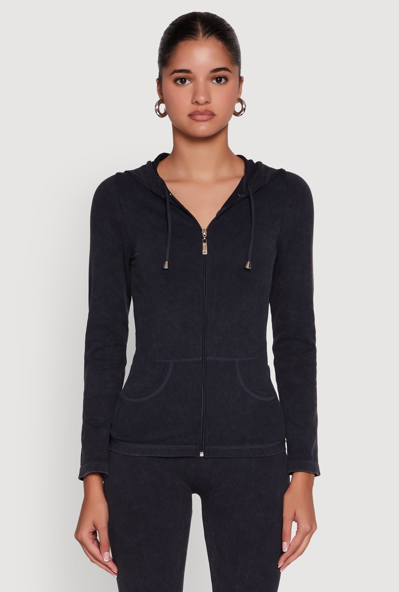 3413058755135003_001