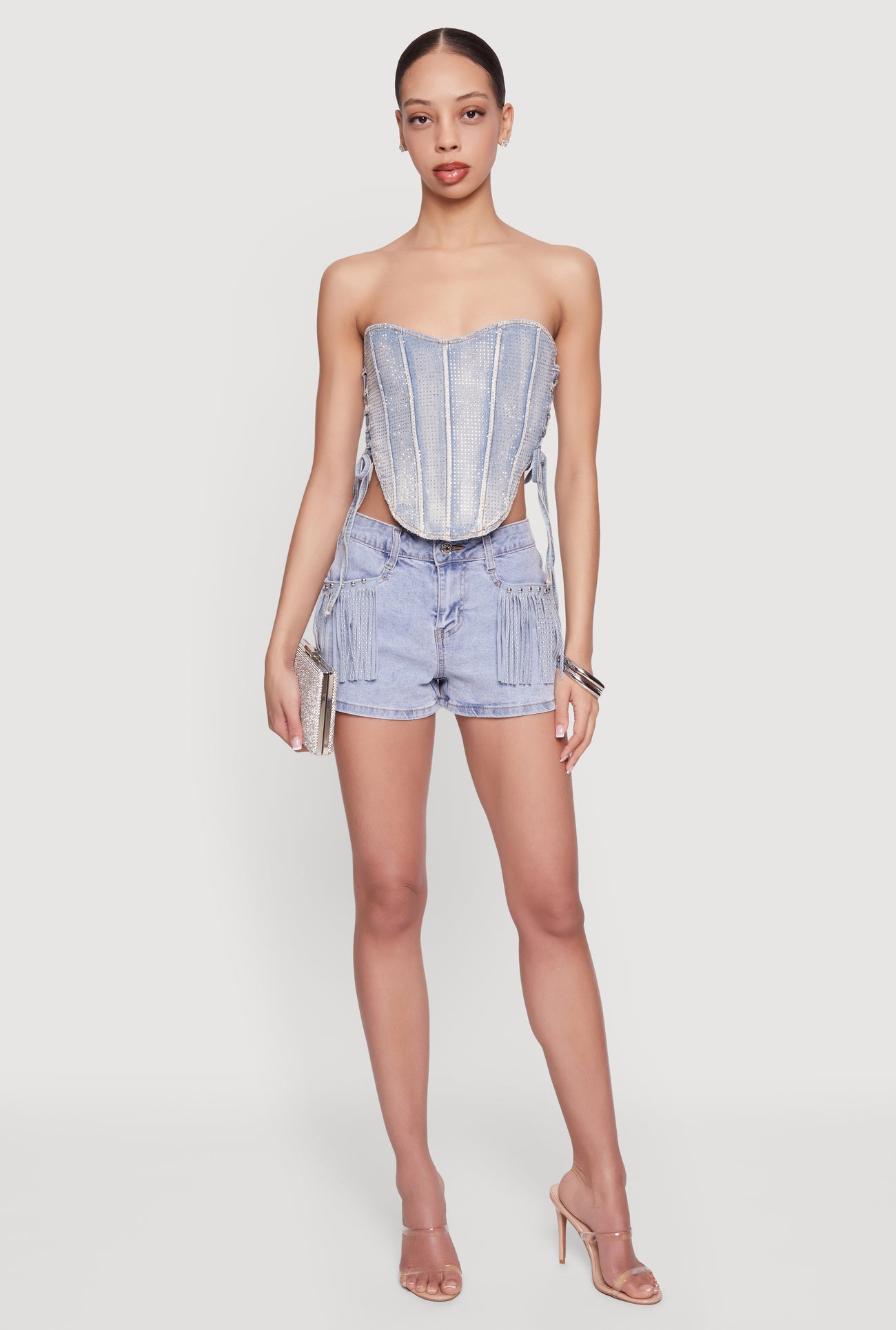 1077064722516105_001