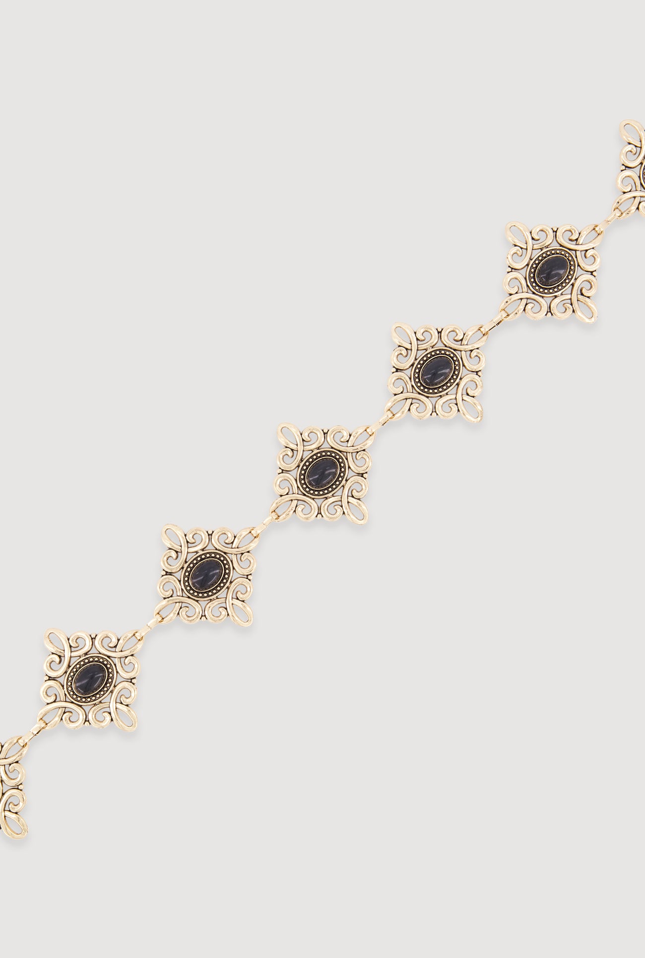 1128075134268001_003