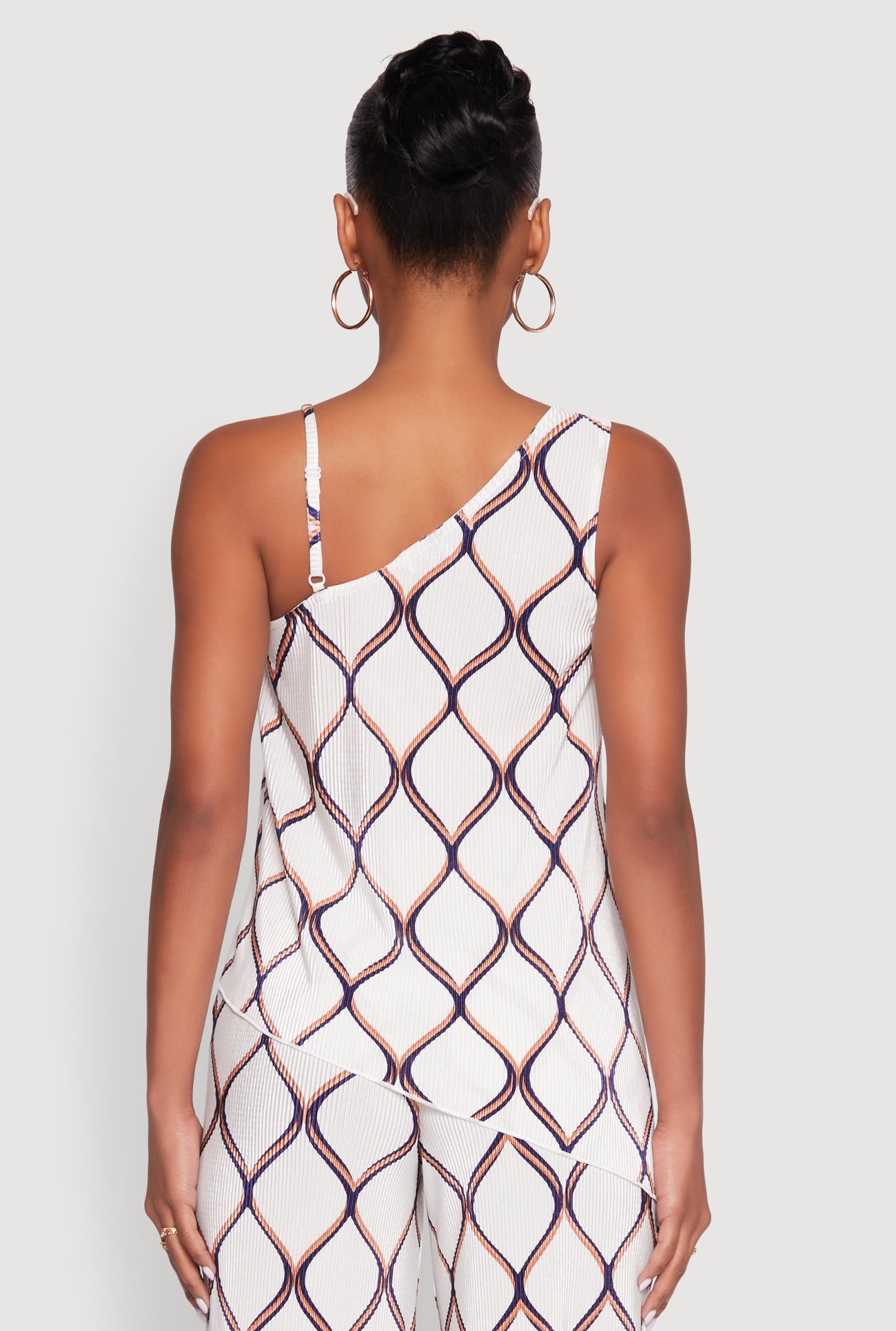 1413077138734011_006