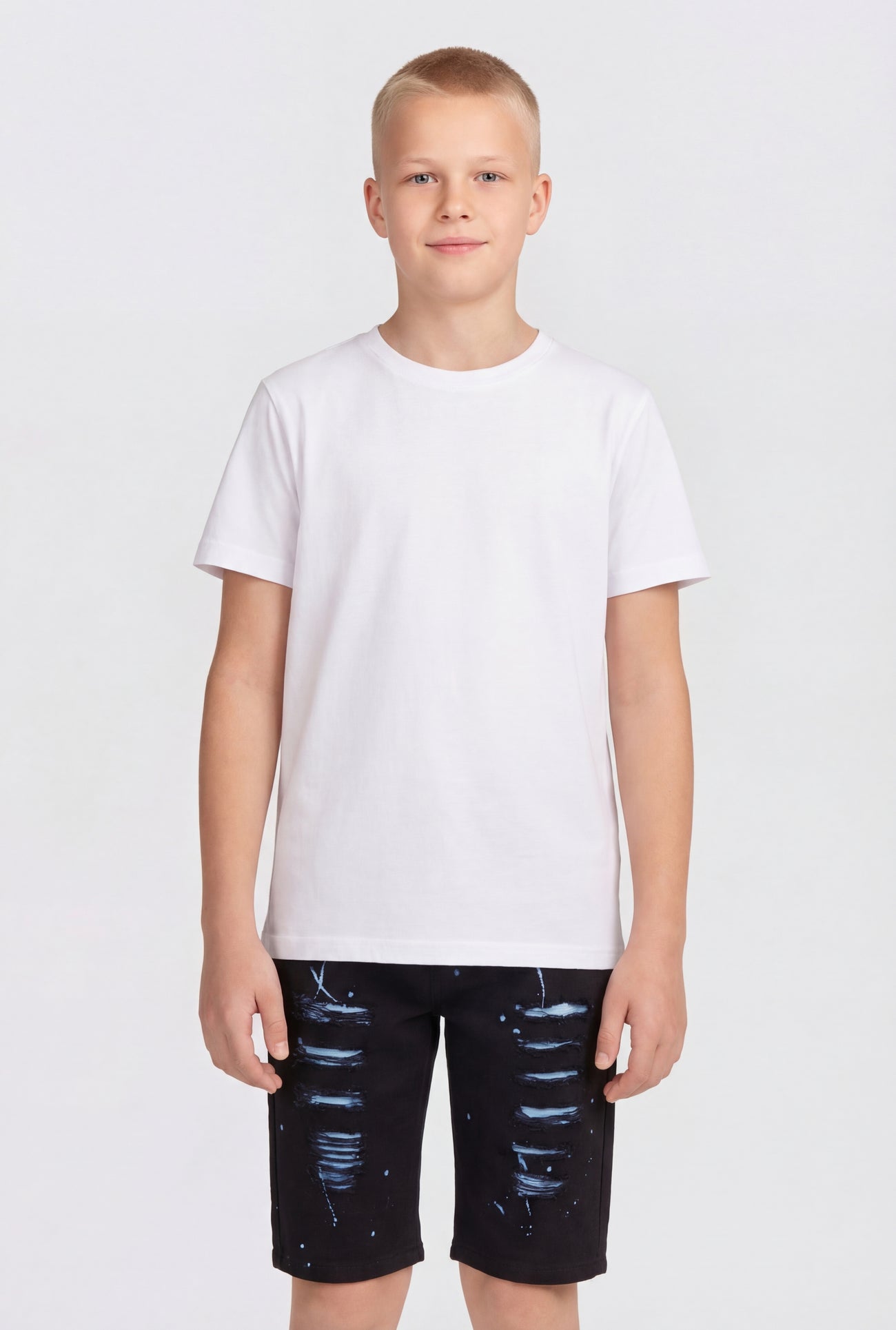 1712074740742307_001