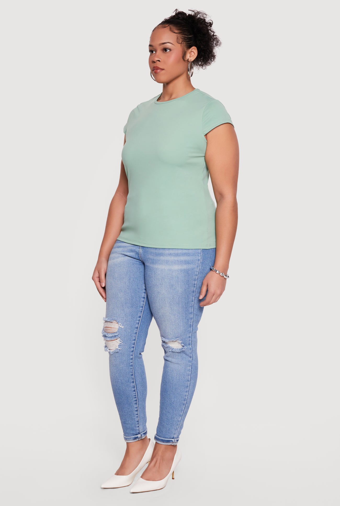 1915001443714034_003