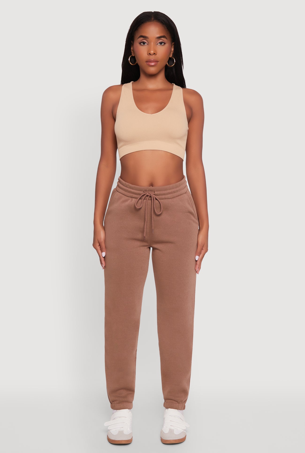 3056054264875325_002