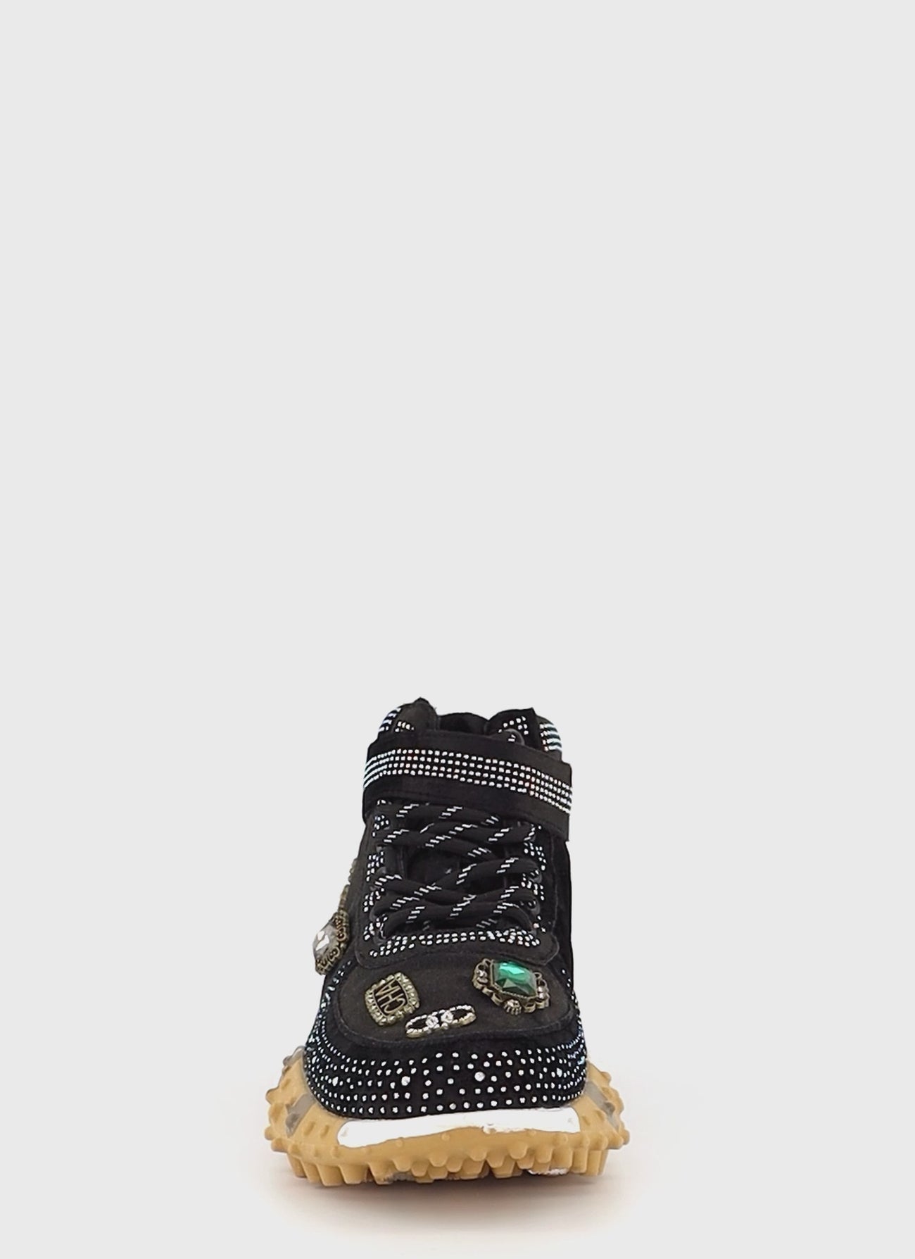 3114077384268001_100
