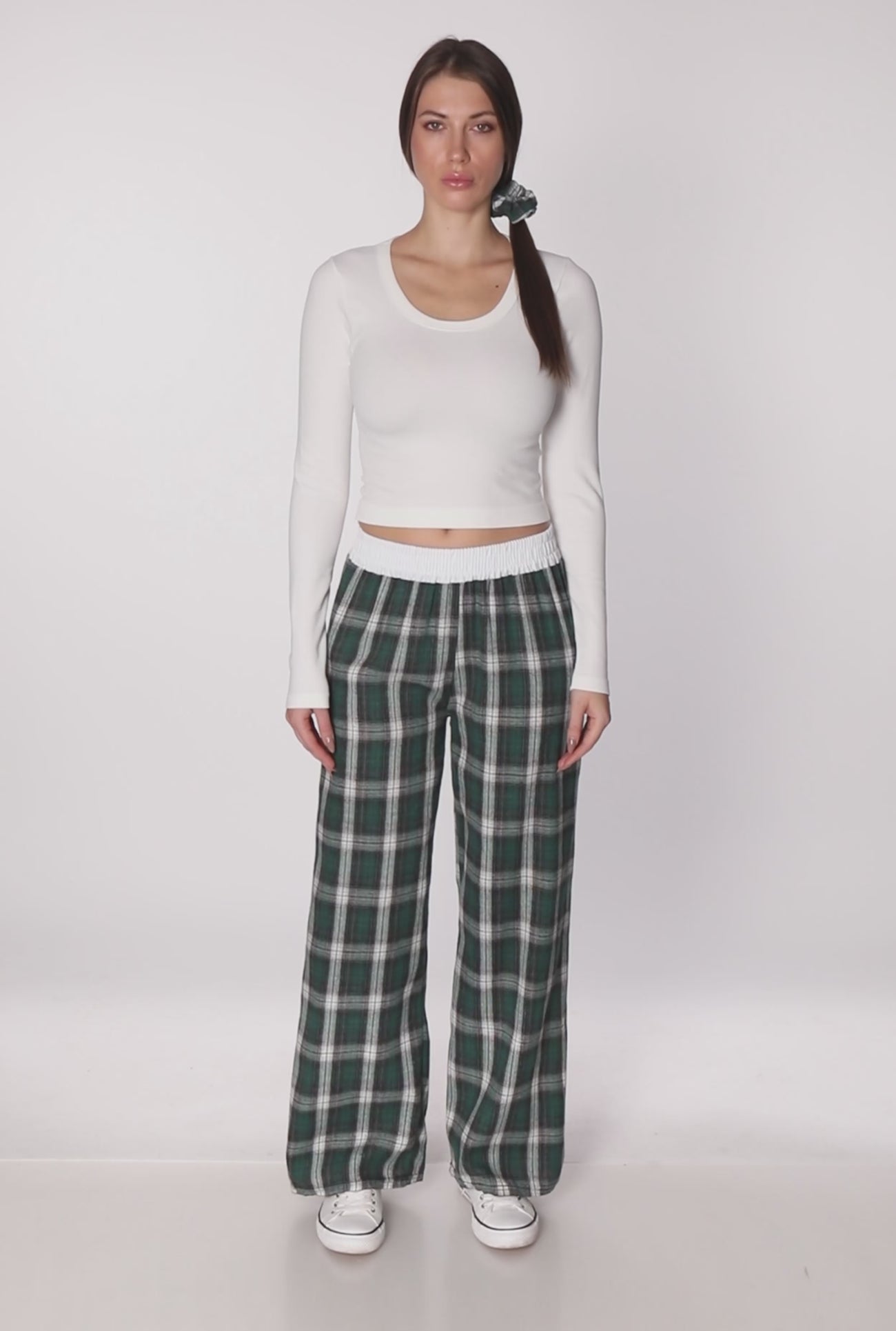 3413062700542030_100